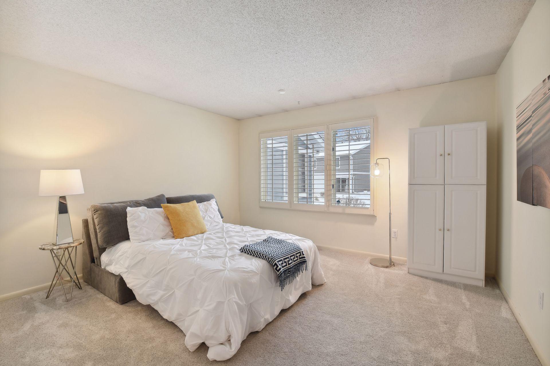 9336 Nesbitt Road Bloomington, MN 55437 - Photo 28 of 45