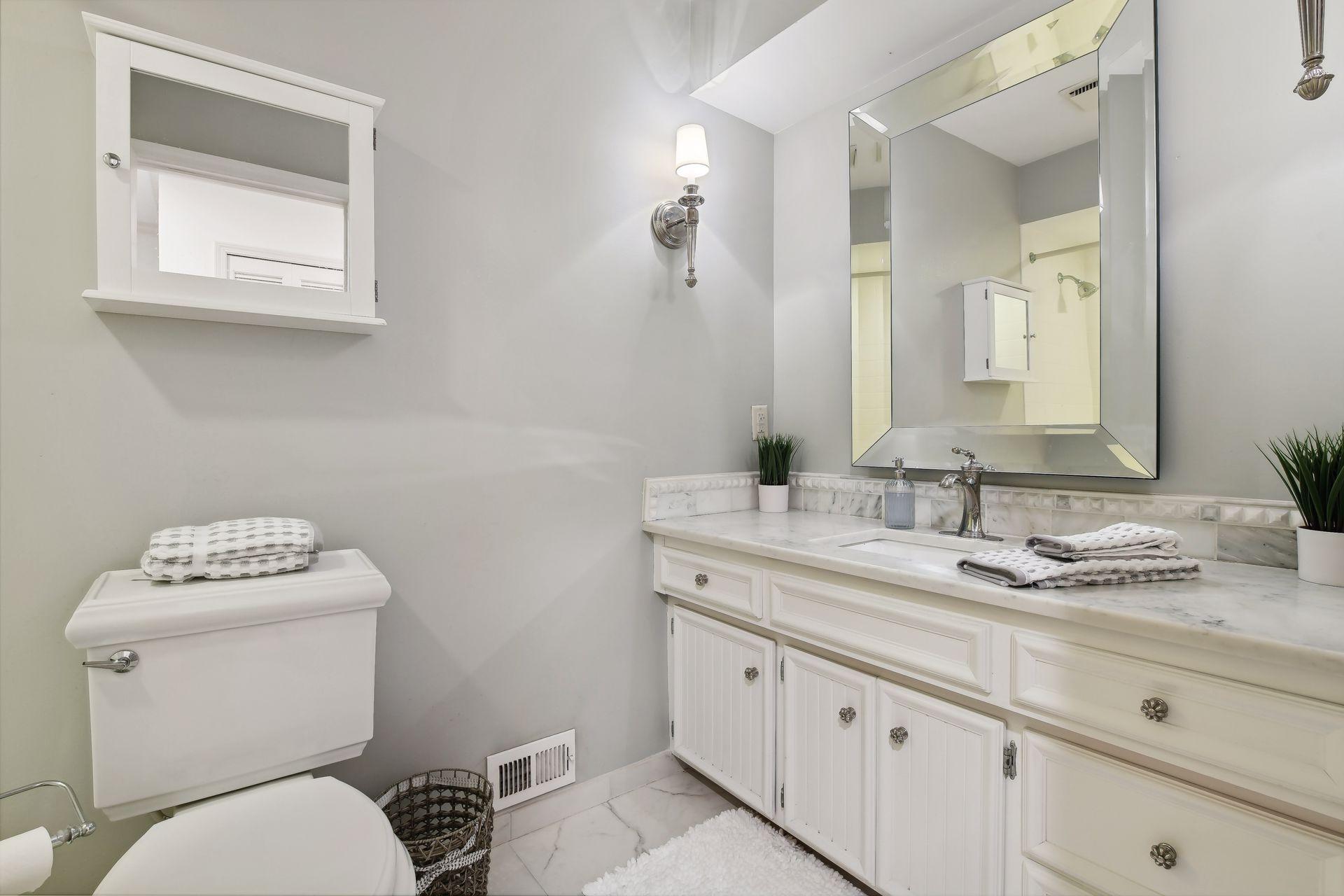 9336 Nesbitt Road Bloomington, MN 55437 - Photo 31 of 45