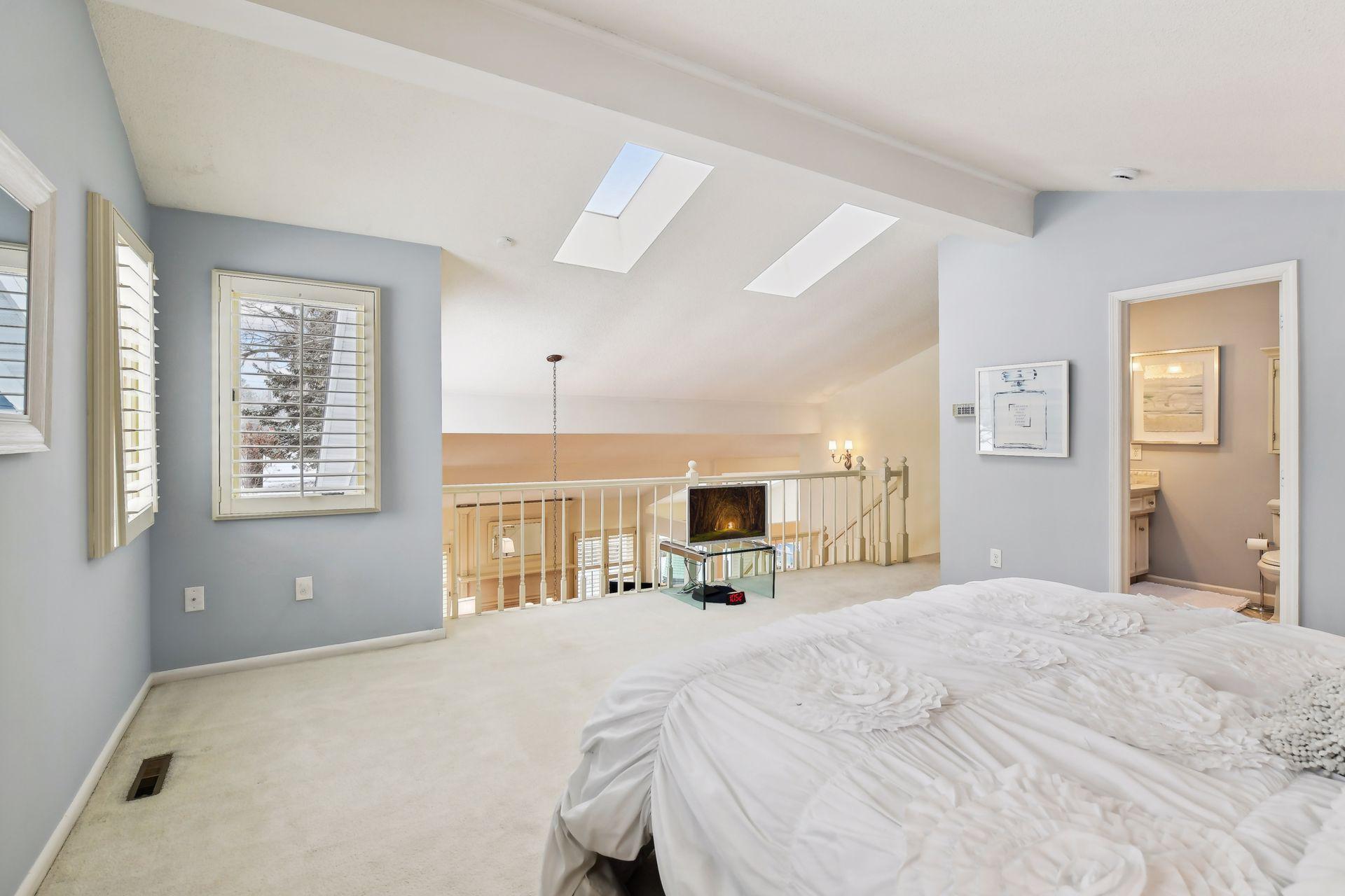 9336 Nesbitt Road Bloomington, MN 55437 - Photo 34 of 45