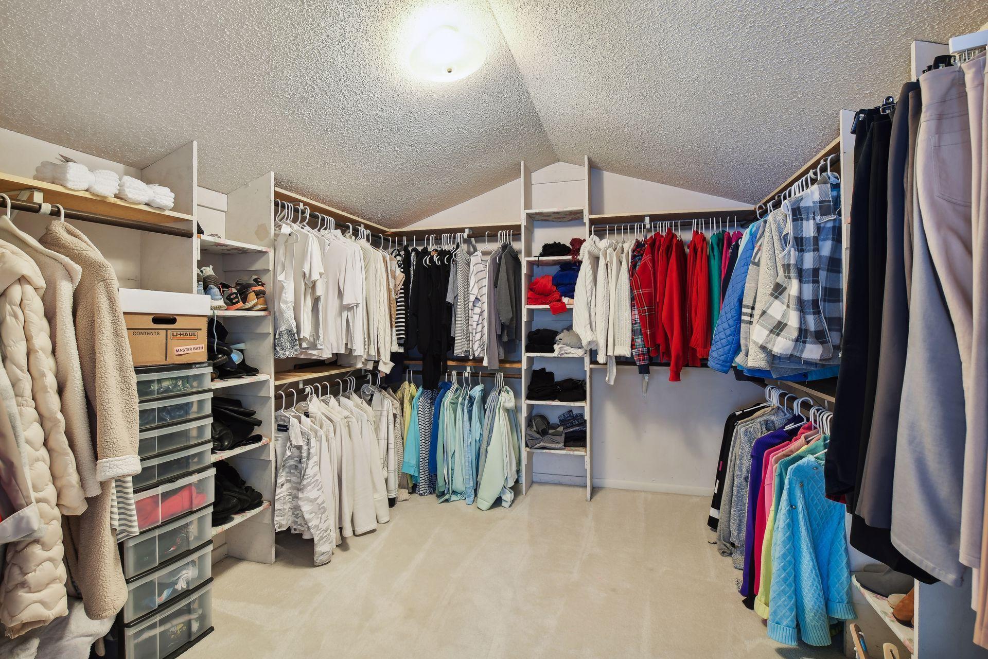 9336 Nesbitt Road Bloomington, MN 55437 - Photo 37 of 45