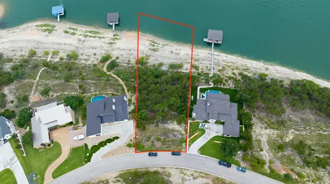 $749,000 | 19016 Silver Maple Drive, Lago Vista, TX 78645