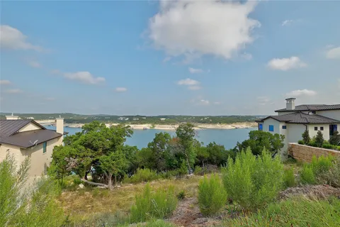 $749,000 | 19016 Silver Maple Drive, Lago Vista, TX 78645