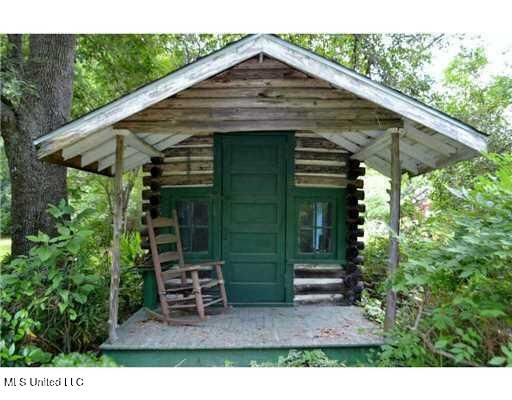 $1,400,000 | 6502 Woodwards Bluff, Long Beach, MS 39560