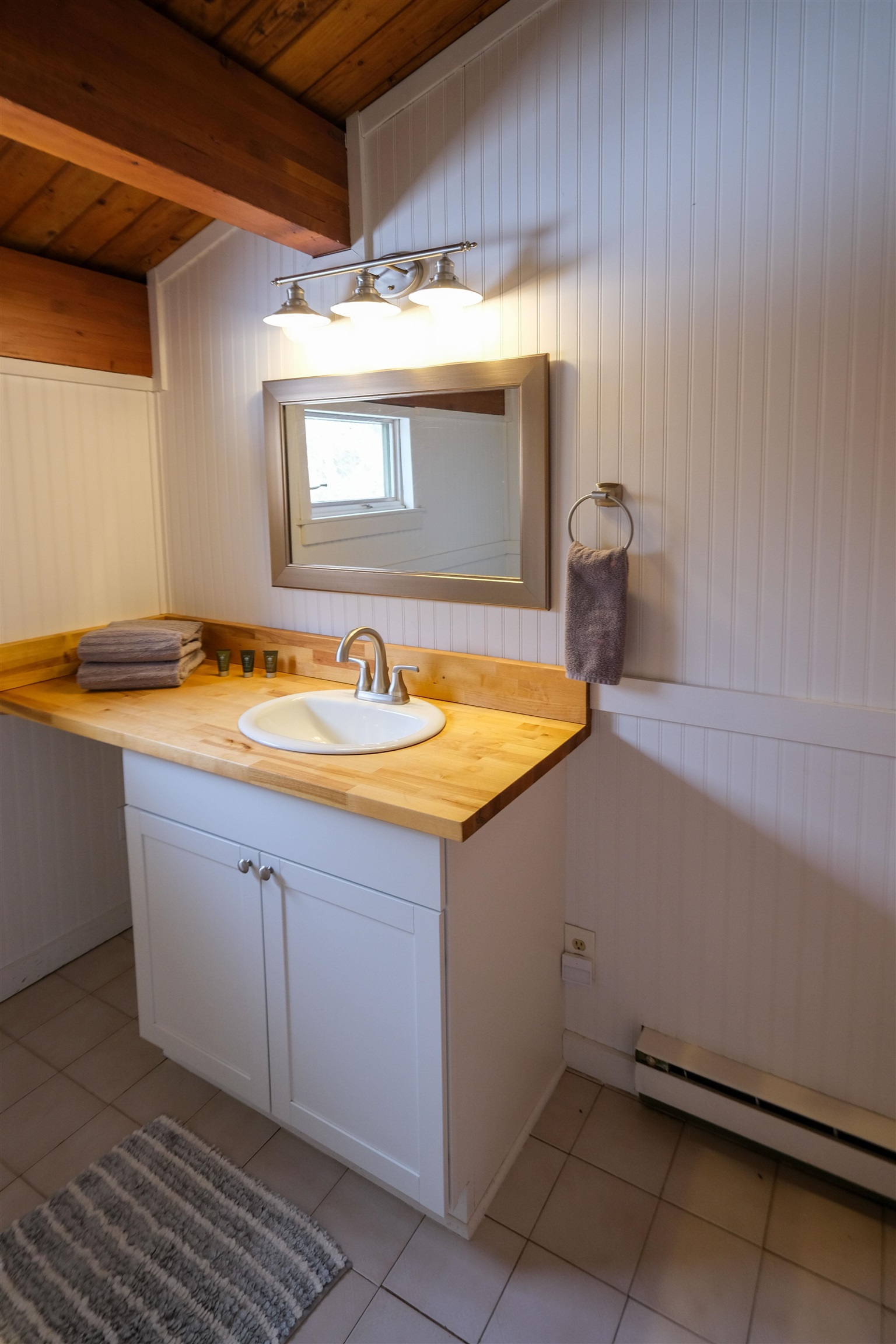 609 Alpine Drive Mount Holly, VT 05758 - Photo 16 of 40