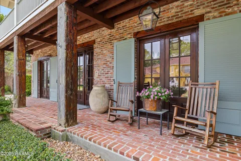 $1,299,900 | 113 Emily Circle, Lafayette, LA 70508