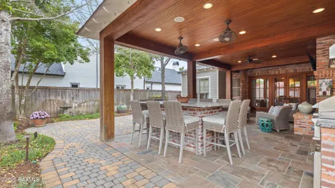 $1,299,900 | 113 Emily Circle, Lafayette, LA 70508