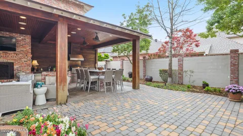 $1,299,900 | 113 Emily Circle, Lafayette, LA 70508