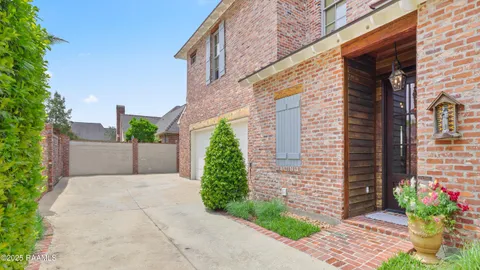 $1,299,900 | 113 Emily Circle, Lafayette, LA 70508