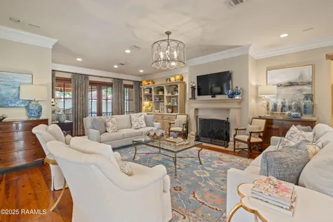 $1,299,900 | 113 Emily Circle, Lafayette, LA 70508