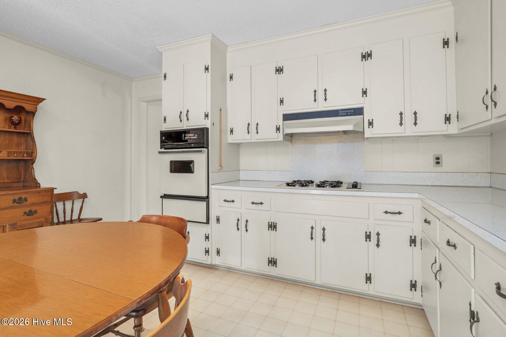 3304 Hawthorne Road Rocky Mount, NC 27804 - Photo 11 of 36 Kitchen