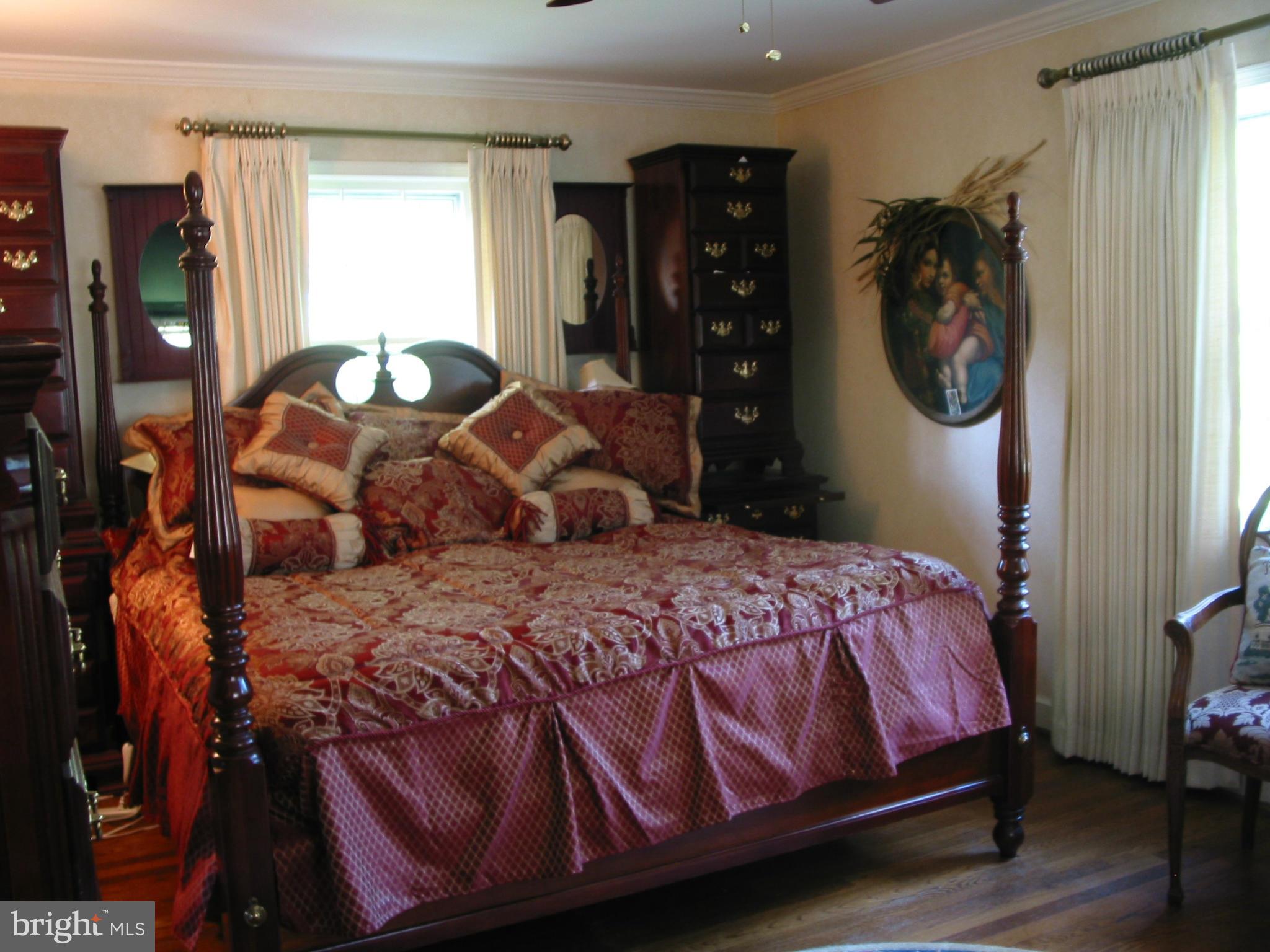 8304 Riding Ridge Place McLean, VA 22102 - Photo 10 of 26 Bedroom (Master)