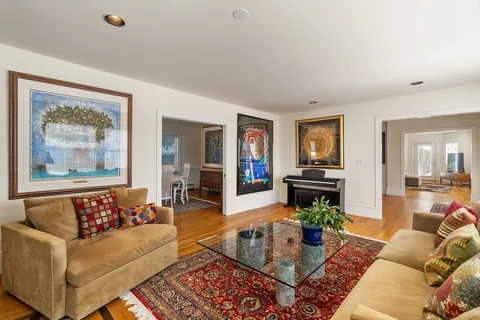 $2,285,000 | 10 Redstone Lane, Marblehead, MA 01945