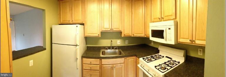 519 Epsom Road, Unit 2A Towson, MD 21286 - Photo 10 of 17 Kitchen