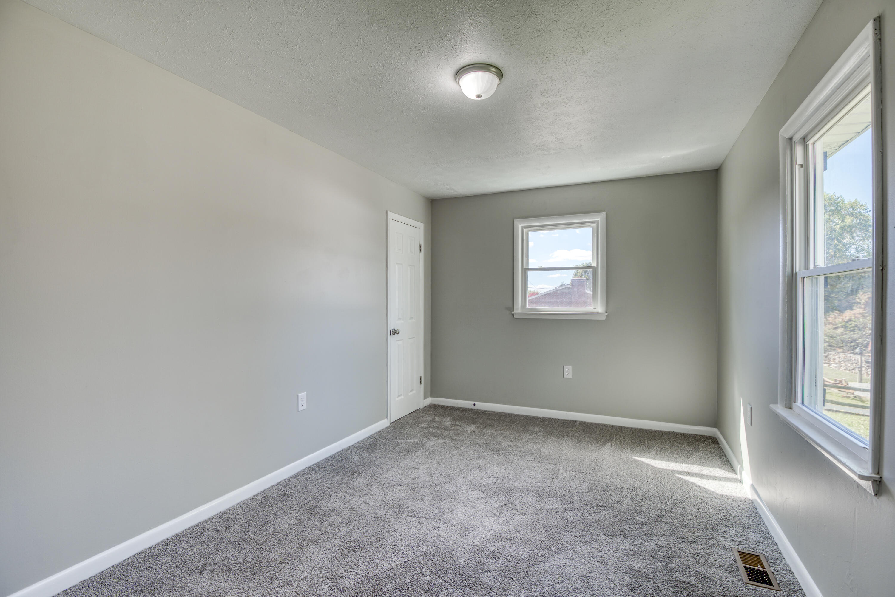 26297 Watauga Road Abingdon, VA 24211 - Photo 25 of 36 26297-Watauga-Rd-19 - Copy