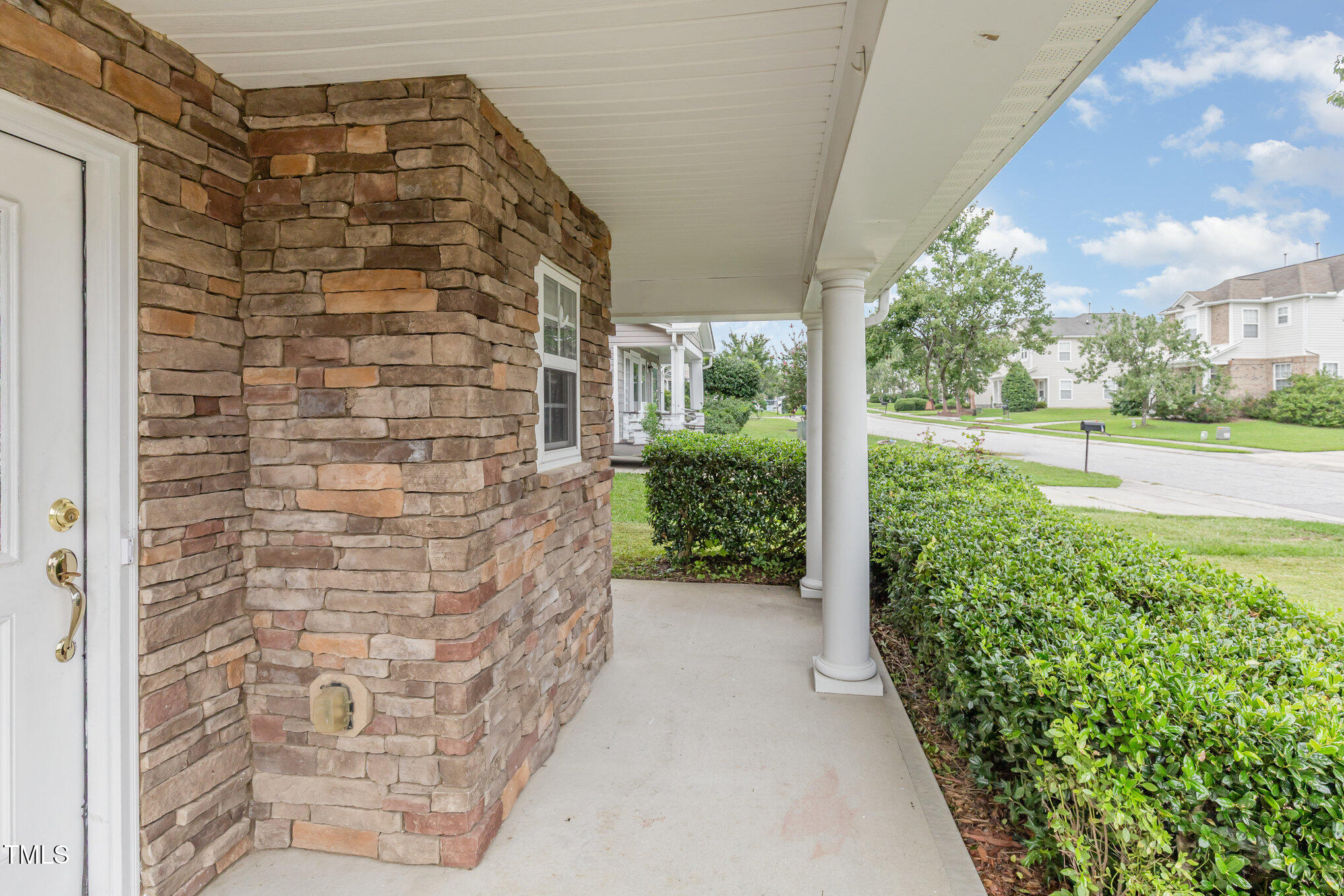 2640 Quarry Springs Road Raleigh, NC 27610 - Photo 17 of 31 a balcony with view of outdoor space