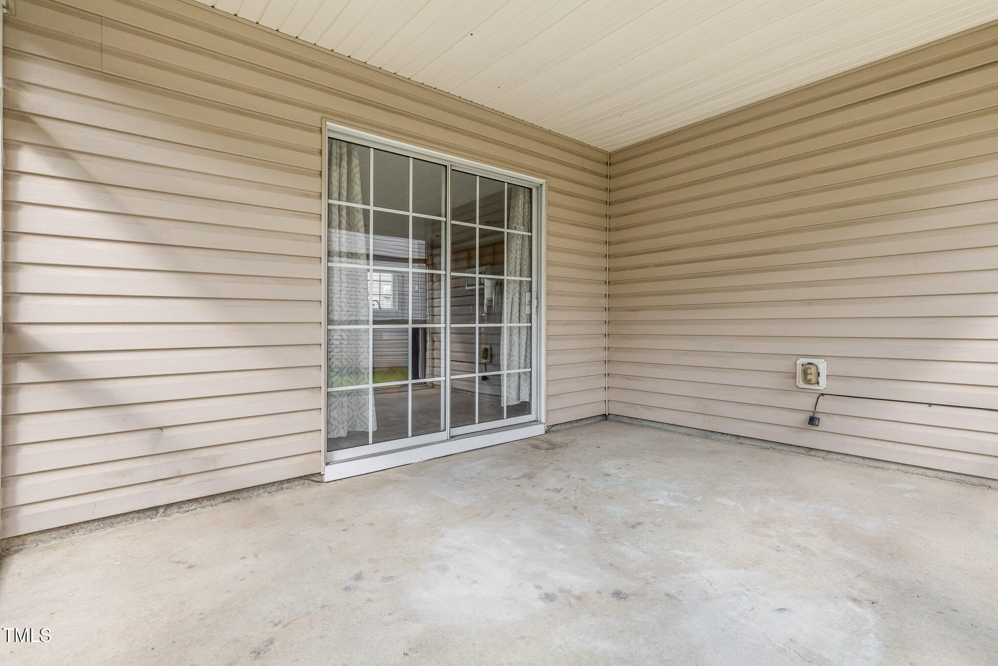 2640 Quarry Springs Road Raleigh, NC 27610 - Photo 27 of 31