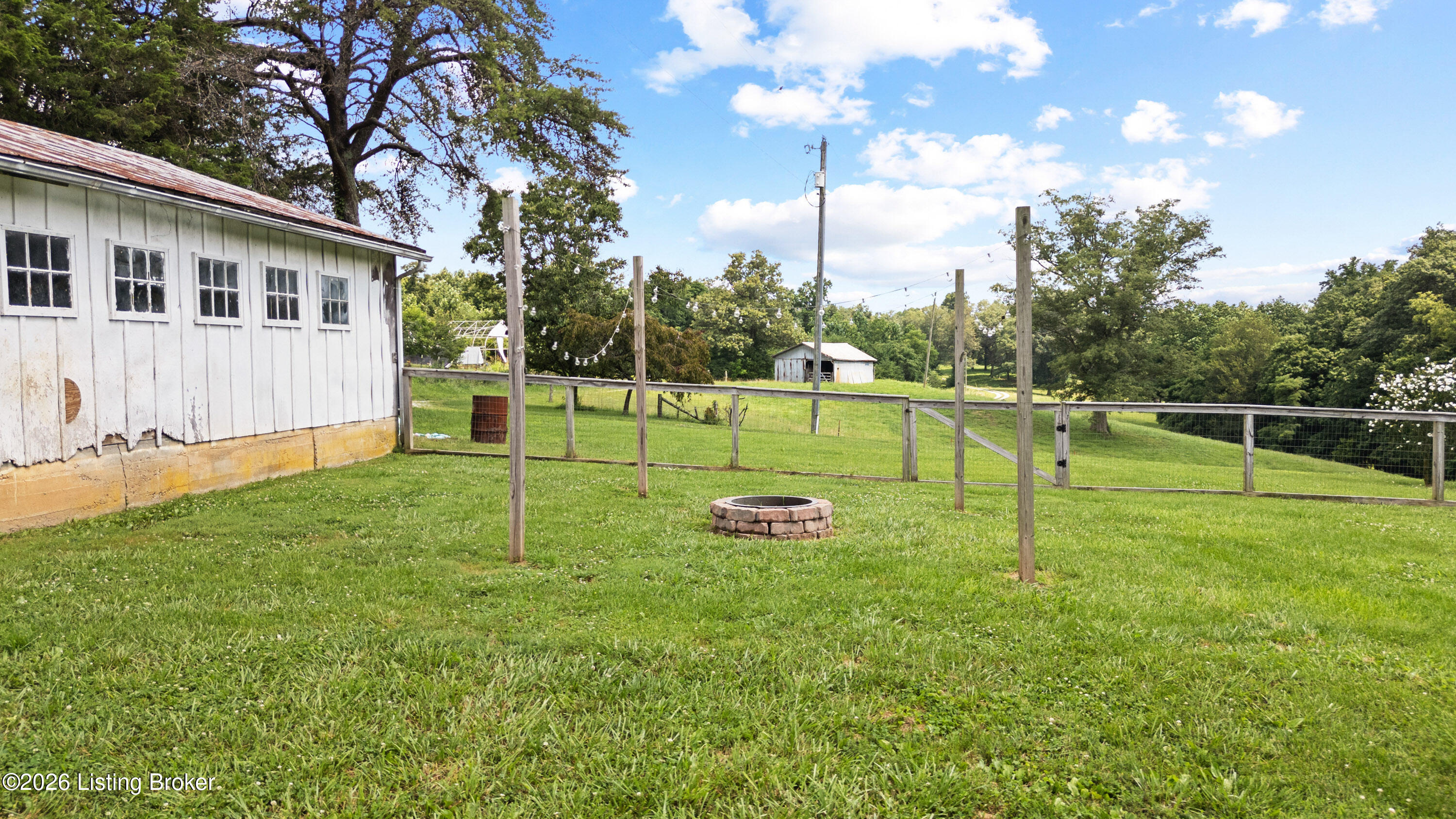 6534 Valley Creek Road Elizabethtown, KY 42701 - Photo 25 of 33 011 (30)