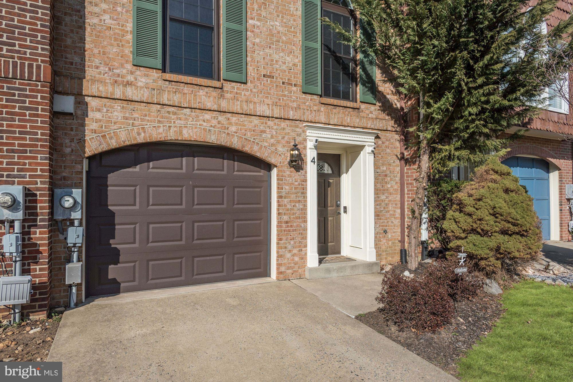 4 Victoria Square Frederick, MD 21702 - Photo 32 of 37 One Car Attached Garage