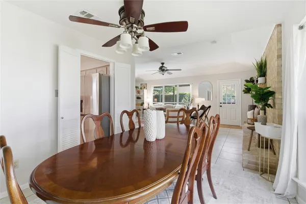 $289,900 | 5043 Whispering Falls Drive, Houston, TX 77084