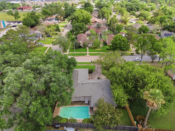 $289,900 | 5043 Whispering Falls Drive, Houston, TX 77084