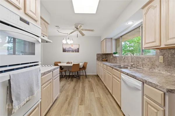 $289,900 | 5043 Whispering Falls Drive, Houston, TX 77084