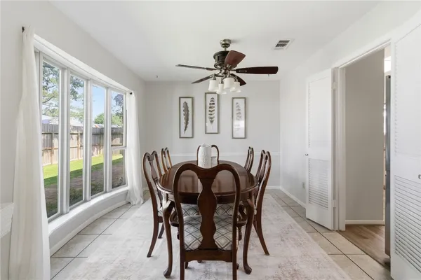 $289,900 | 5043 Whispering Falls Drive, Houston, TX 77084