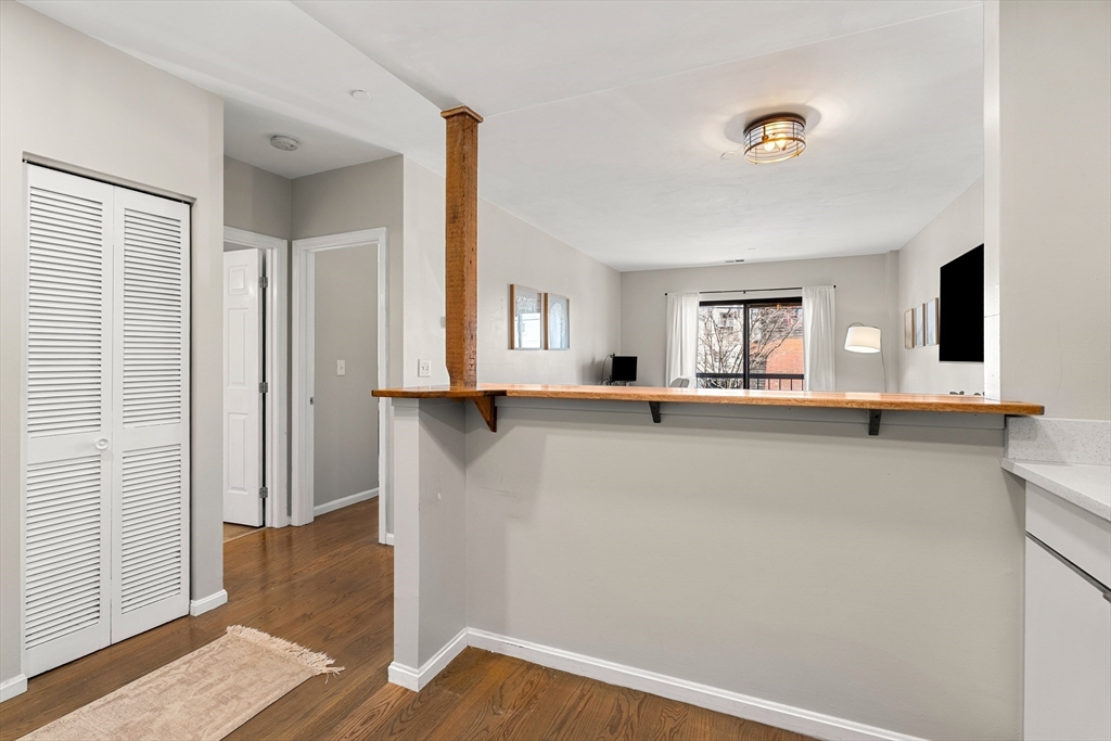 315 Rantoul Street, Unit 106 Beverly, MA 01915 - Photo 13 of 19