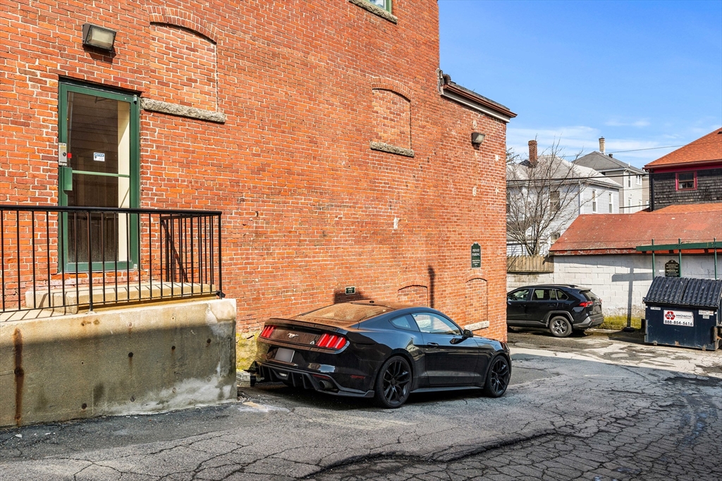 315 Rantoul Street, Unit 106 Beverly, MA 01915 - Photo 15 of 19