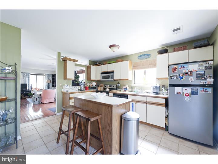 7 Flintlock Lane Wayne, PA 19087 - Photo 8 of 16 Kitchen