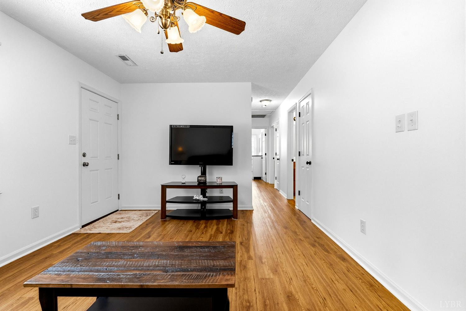 271 Rockwell Road Lynchburg, VA 24504 - Photo 7 of 37