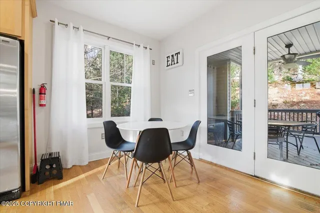 $699,900 | 6 Fieldstone Court, Lake Harmony, PA 18624