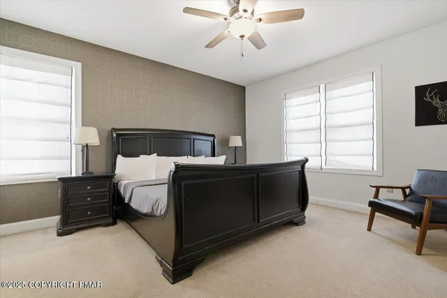 $699,900 | 6 Fieldstone Court, Lake Harmony, PA 18624