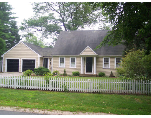 18 Middleton Road Boxford, MA 01921 - Photo 1 of 1 a front view of a house with a garden