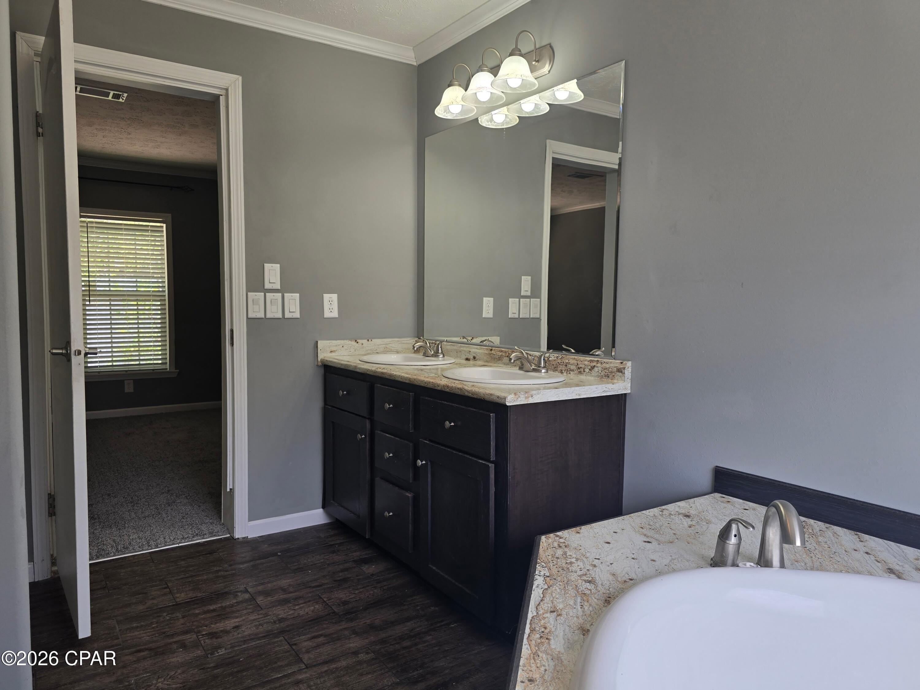 916 North Lloyd Street Crestview, FL 32536 - Photo 18 of 34