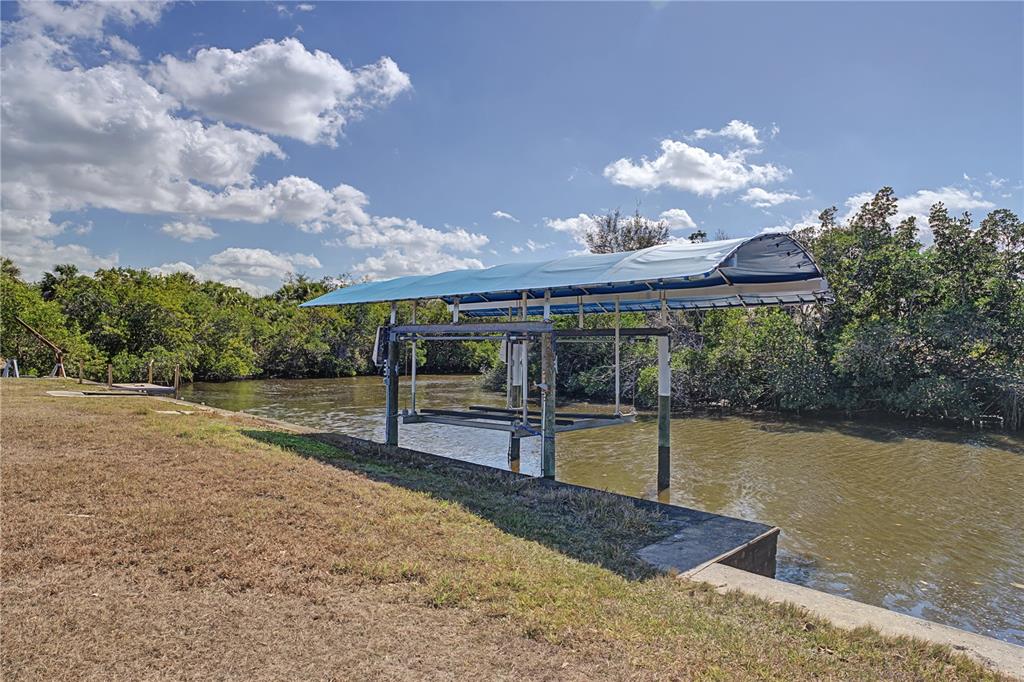 159 Danforth Drive Punta Gorda, FL 33980 - Photo 4 of 44