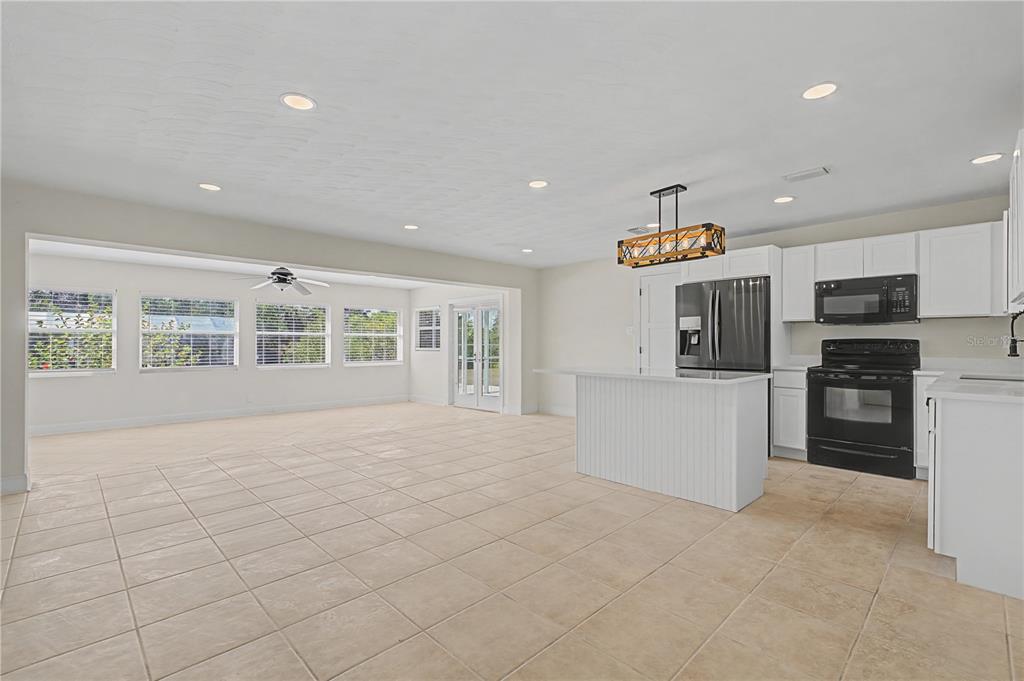 159 Danforth Drive Punta Gorda, FL 33980 - Photo 10 of 44