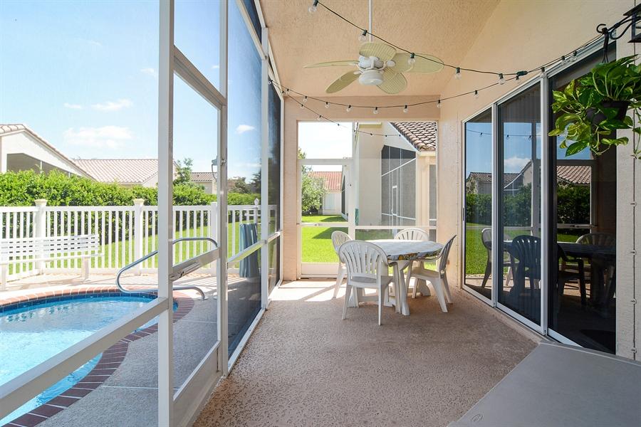 399 Springview Loop Port St. Lucie, FL 34986 - Photo 16 of 30 399 Springview patio