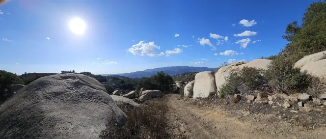 $750,000 | 2562 Donnil Lane, Unit 1020810500, Fallbrook, CA 92028