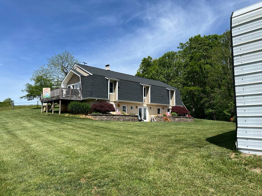 183 Hemlock Ridge Road Hillsville, VA 24343 - Photo 22 of 30 Gallery Image 22