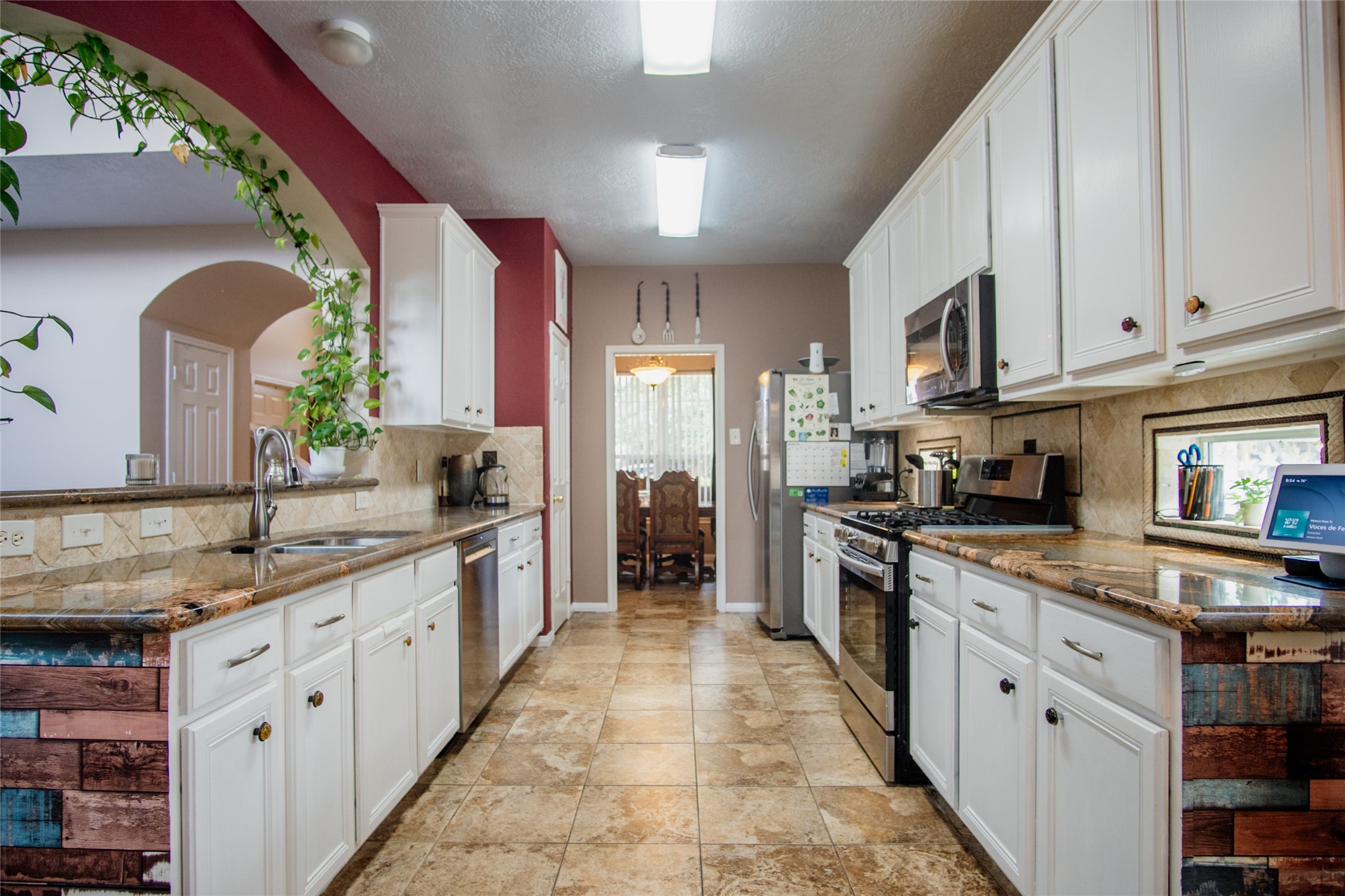 9214 Windy Spring Court Houston, TX 77089 - Photo 12 of 28