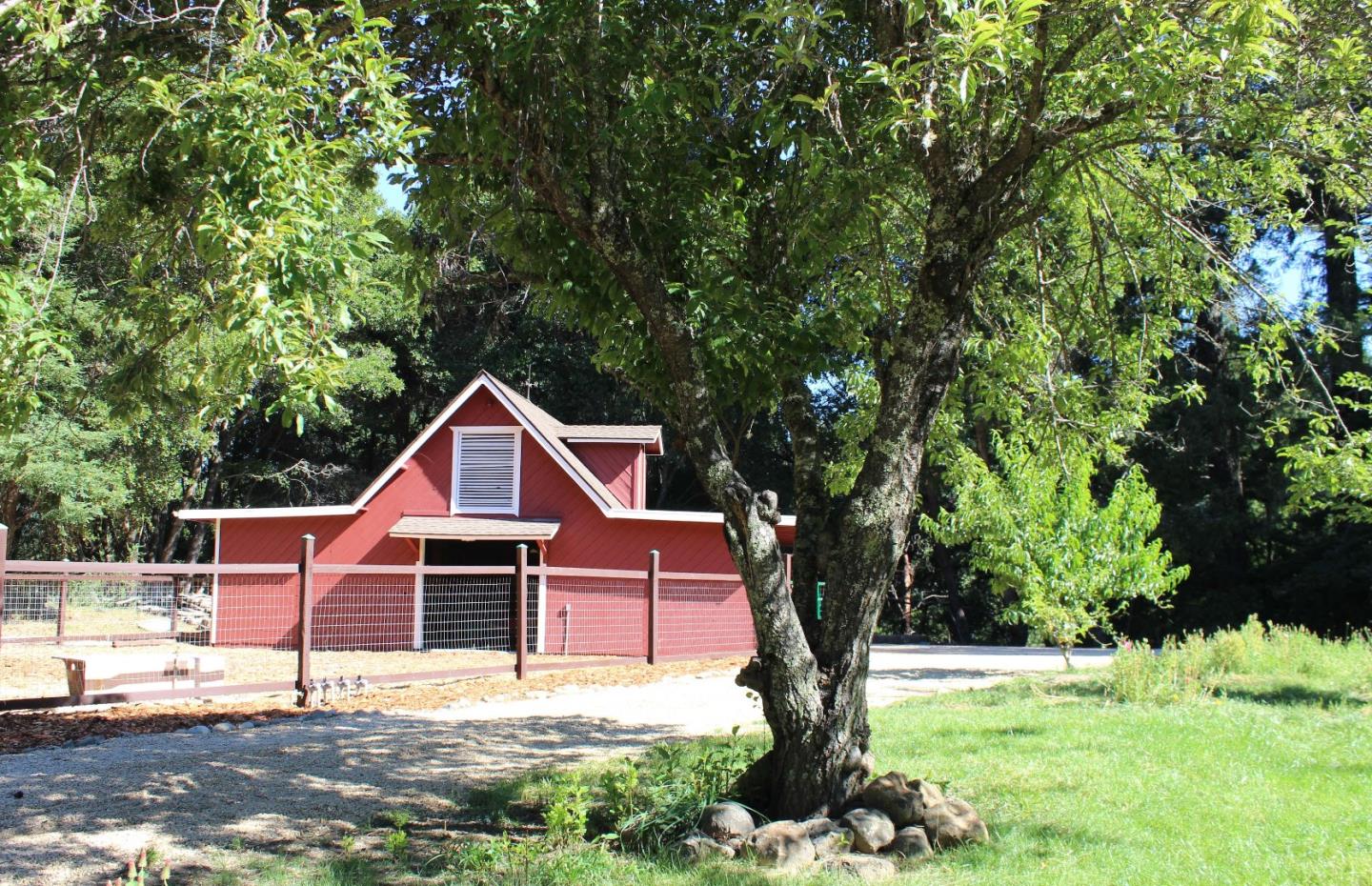 835 Fern Ridge Felton, CA 95018 - Photo 23 of 29 Gallery Image 23