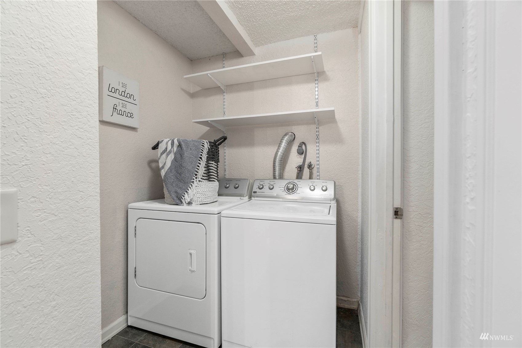 1800 Grant Avenue South, Unit D2 Renton, WA 98055 - Photo 20 of 23 a utility room with dryer and washer