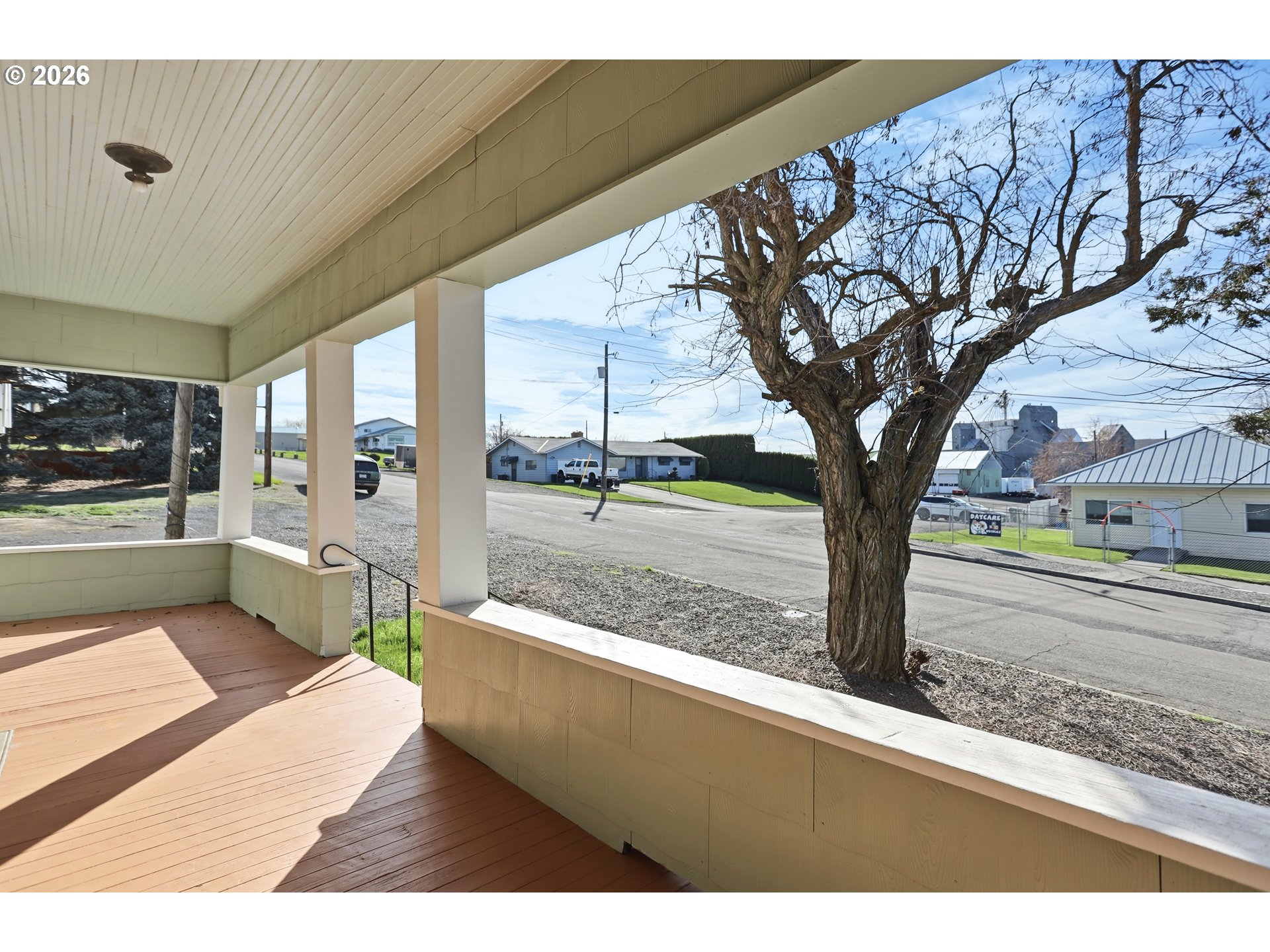 923 Fulton Street Wasco, OR 97065 - Photo 8 of 48 Porch