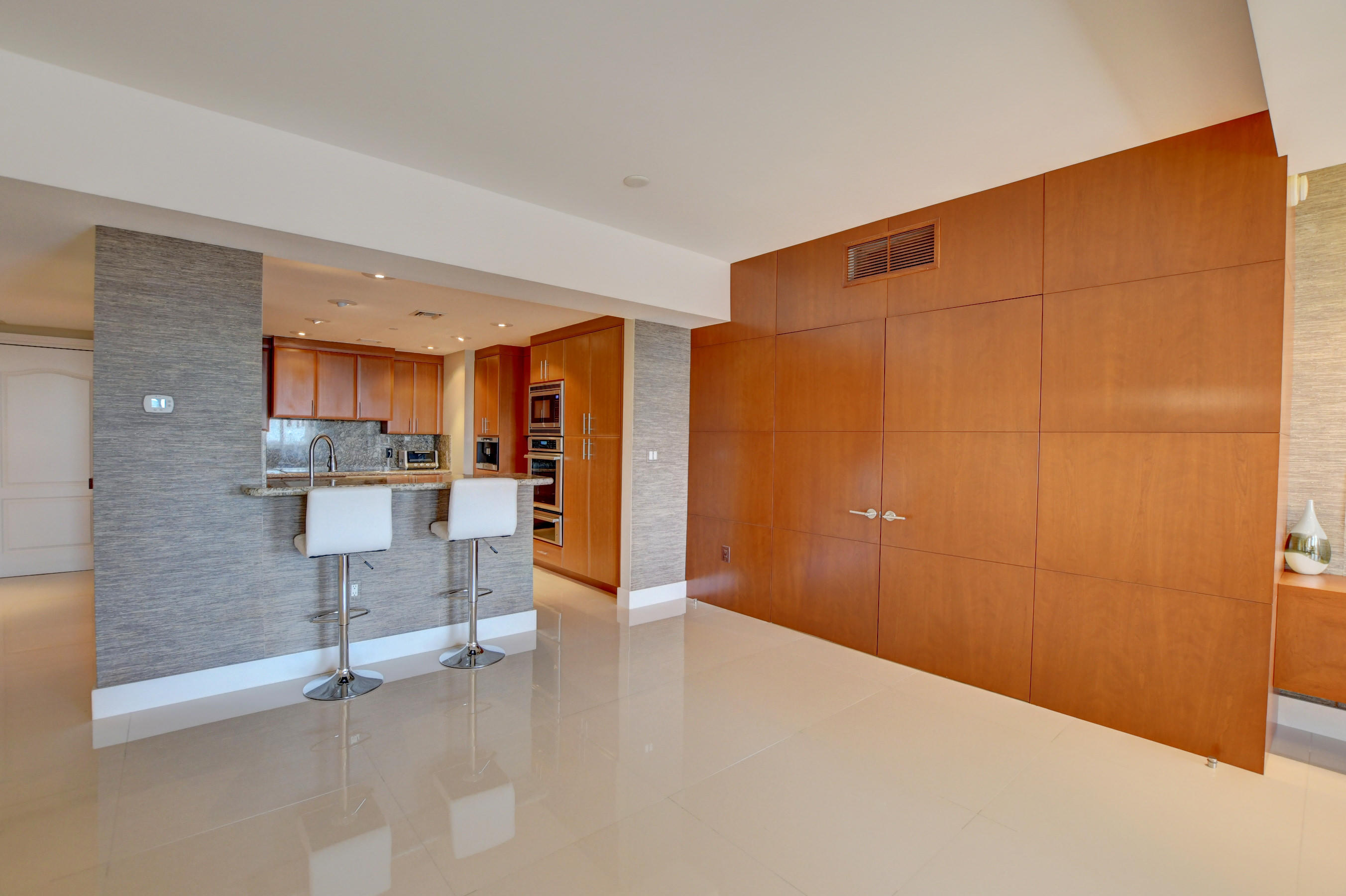 200 East Palmetto Park Road, Unit 712 Boca Raton, FL 33432 - Photo 10 of 63 08_ebf_0300and4more