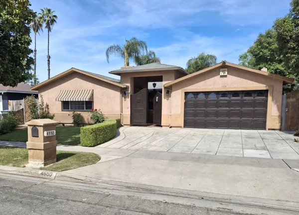 $409,500 | 4550 North Holt Avenue, Fresno, CA 93705