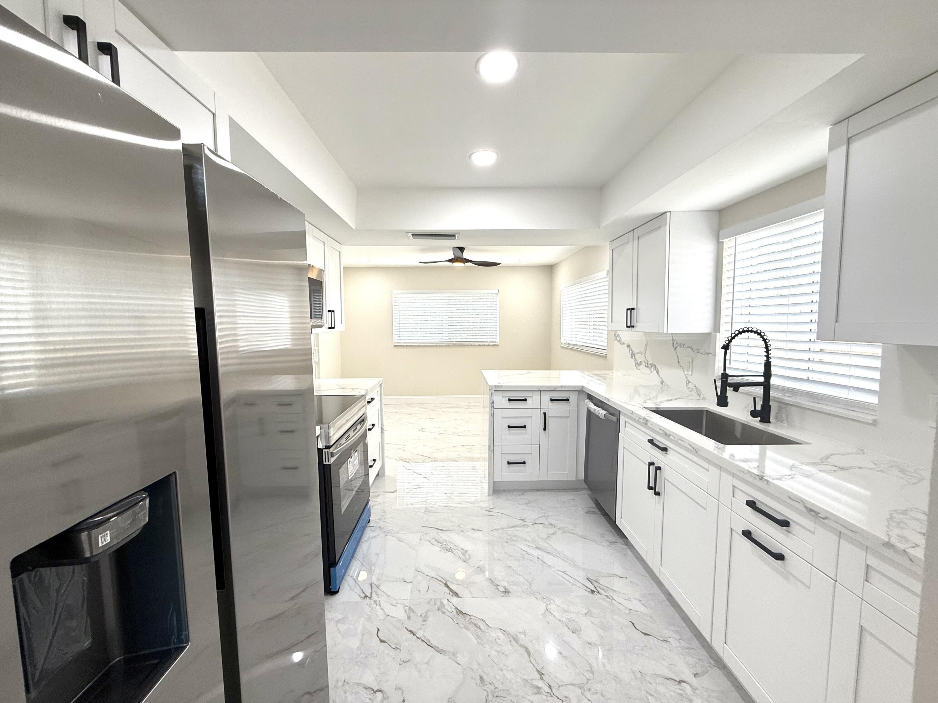 9004 Southwest 6th Street Boca Raton, FL 33433 - Photo 5 of 28 IMG_5080