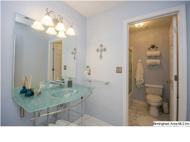 103 Windsor Lane Pelham, AL 35124 - Photo 21 of 32