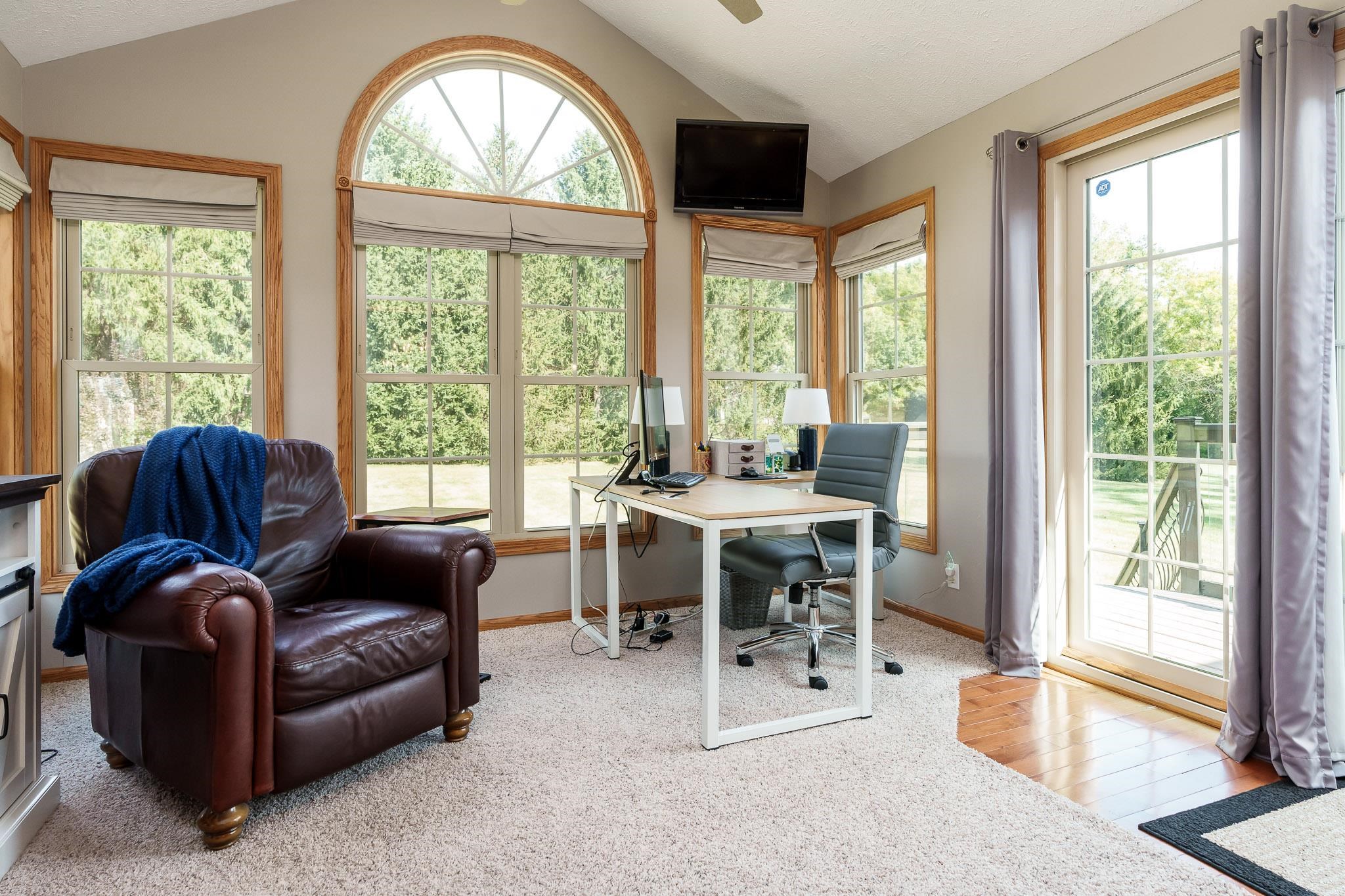 11803 Love Road Roscoe, IL 61073 - Photo 22 of 46 Gallery Image 22