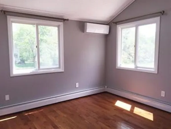 $4,100 | 633 Saw Mill Brook Parkway, Newton, MA 02459