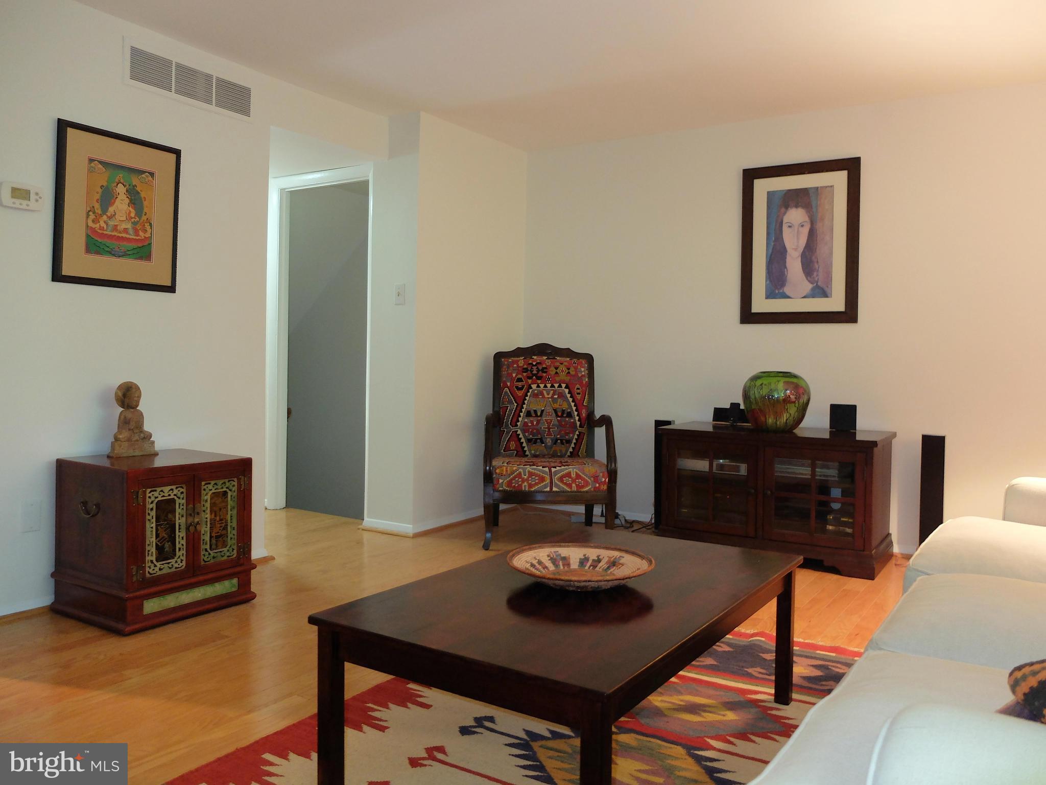 8910 Footed Ridge Columbia, MD 21045 - Photo 5 of 30 Living Room